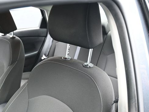 Used 2021 Kia Forte LXS image 16