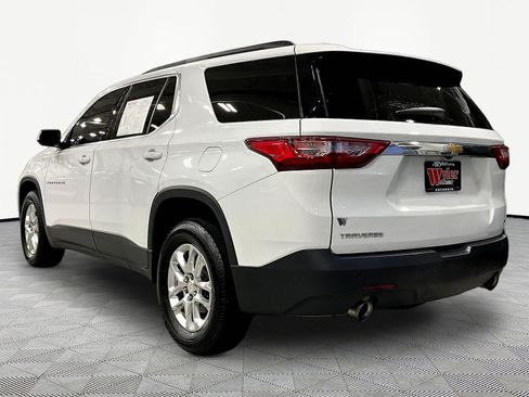 Used 2020 Chevrolet Traverse LT FWD image 4