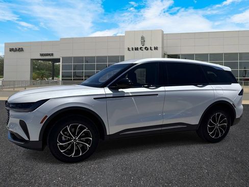 New 2026 Lincoln Nautilus Premier AWD/4WD image 7