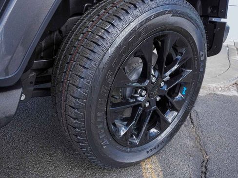 Used 2023 Jeep Wrangler Unlimited Sahara w/ Cold Weather Group image 8