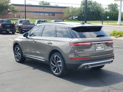 New 2025 Lincoln Corsair Reserve image 3