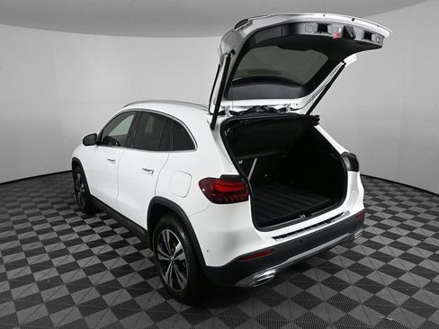 Used 2025 Mercedes-Benz GLA 250 image 31