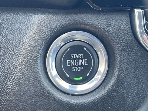 Used 2023 Chevrolet Colorado W/T RWD image 22