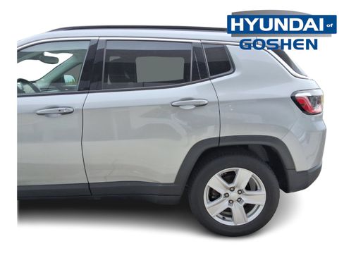 Used 2022 Jeep Compass Latitude FWD image 6