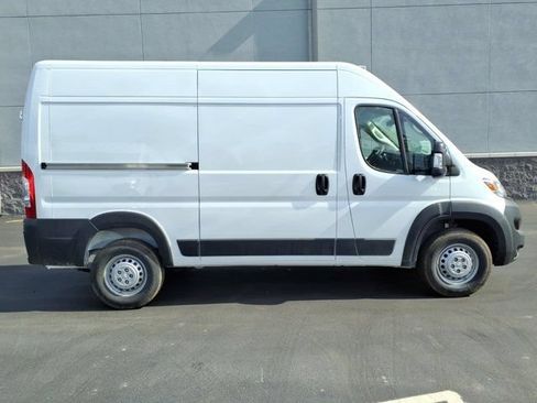New 2026 RAM ProMaster 2500 FWD image 17