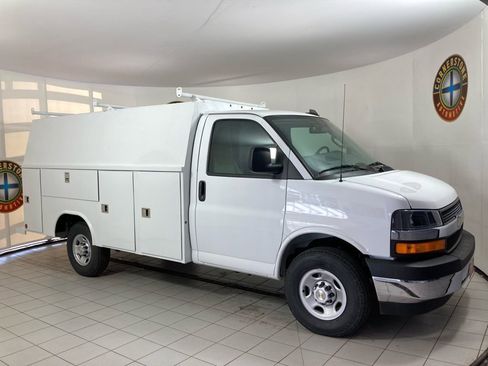 New 2026 Chevrolet Express 3500 w/ Power Convenience Package RWD image 12