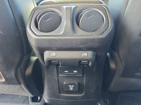 Used 2018 Jeep Wrangler Unlimited Rubicon image 20