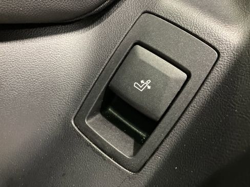 Used 2019 BMW X3 M40i image 28