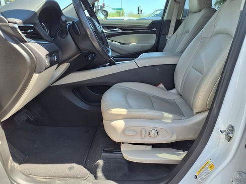 Used 2021 Buick Enclave Essence w/ Sound and Sites Package AWD/4WD image 22
