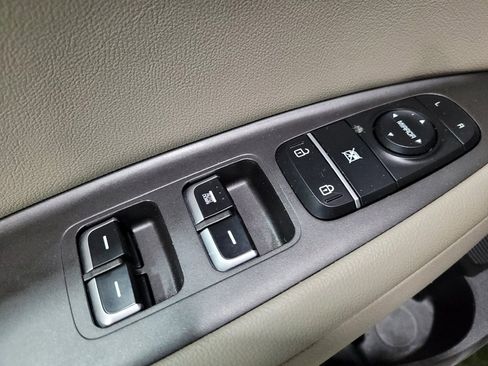 Used 2017 Kia Optima LX FWD image 27