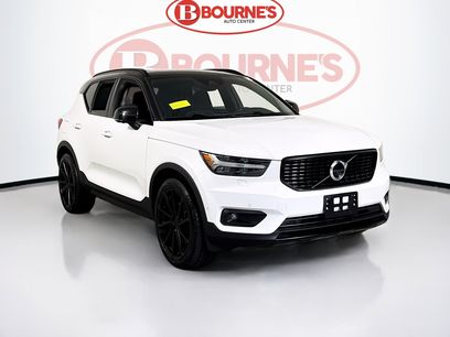 Used 2019 Volvo XC40 T5 R-Design
