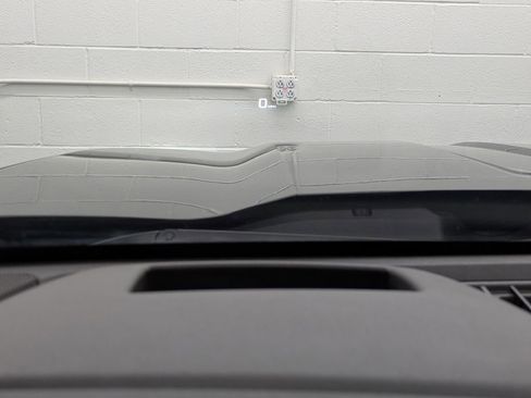 Used 2023 GMC Canyon Denali AWD/4WD image 7