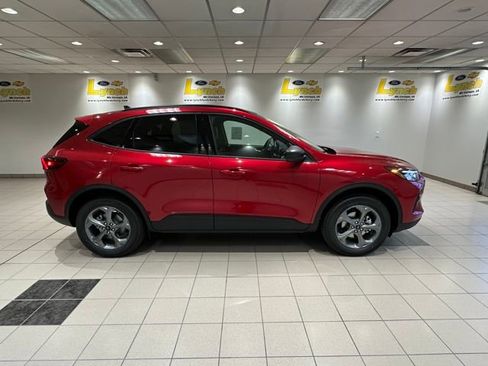 New 2026 Ford Escape ST-Line w/ Tech Pack #1 image 3