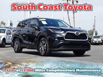 Used 2025 Toyota Highlander XLE