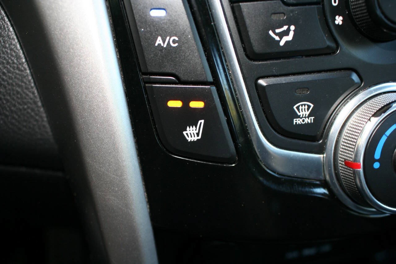 Used 2013 Hyundai Elantra GT w/ Touch & Go Pkg FWD image 21