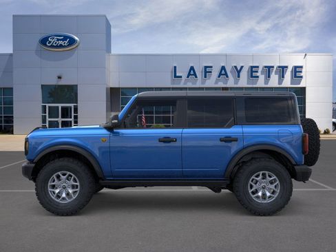 New 2025 Ford Bronco Badlands image 3