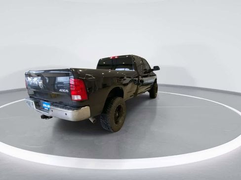 Used 2018 RAM 2500 Tradesman w/ Chrome Appearance Group image 8