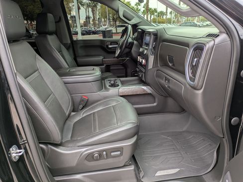 Used 2021 GMC Sierra 1500 Denali w/ Denali Premium Package image 19