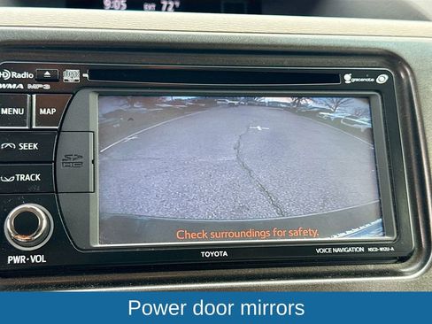 Used 2014 Toyota Sienna XLE image 16