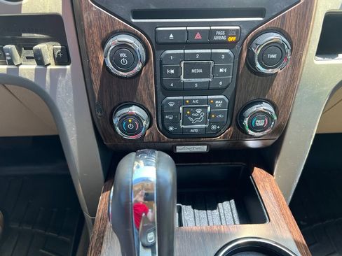 Used 2013 Ford F150 Lariat w/ Lariat Chrome Pkg AWD/4WD image 27