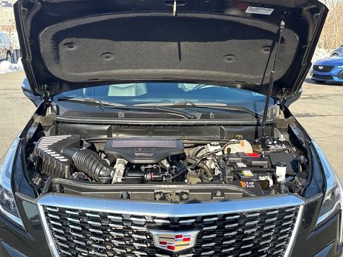 Used 2024 Cadillac XT5 Premium Luxury image 17