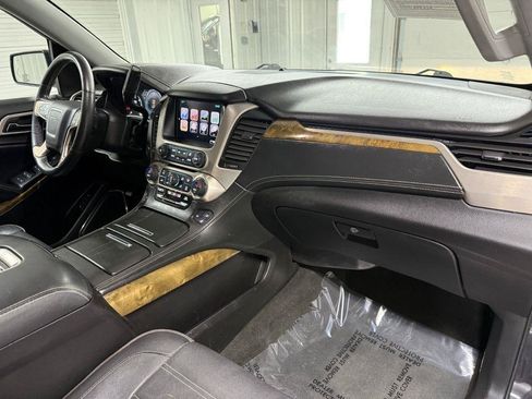 Used 2017 GMC Yukon XL Denali w/ Open Road Package AWD/4WD image 46