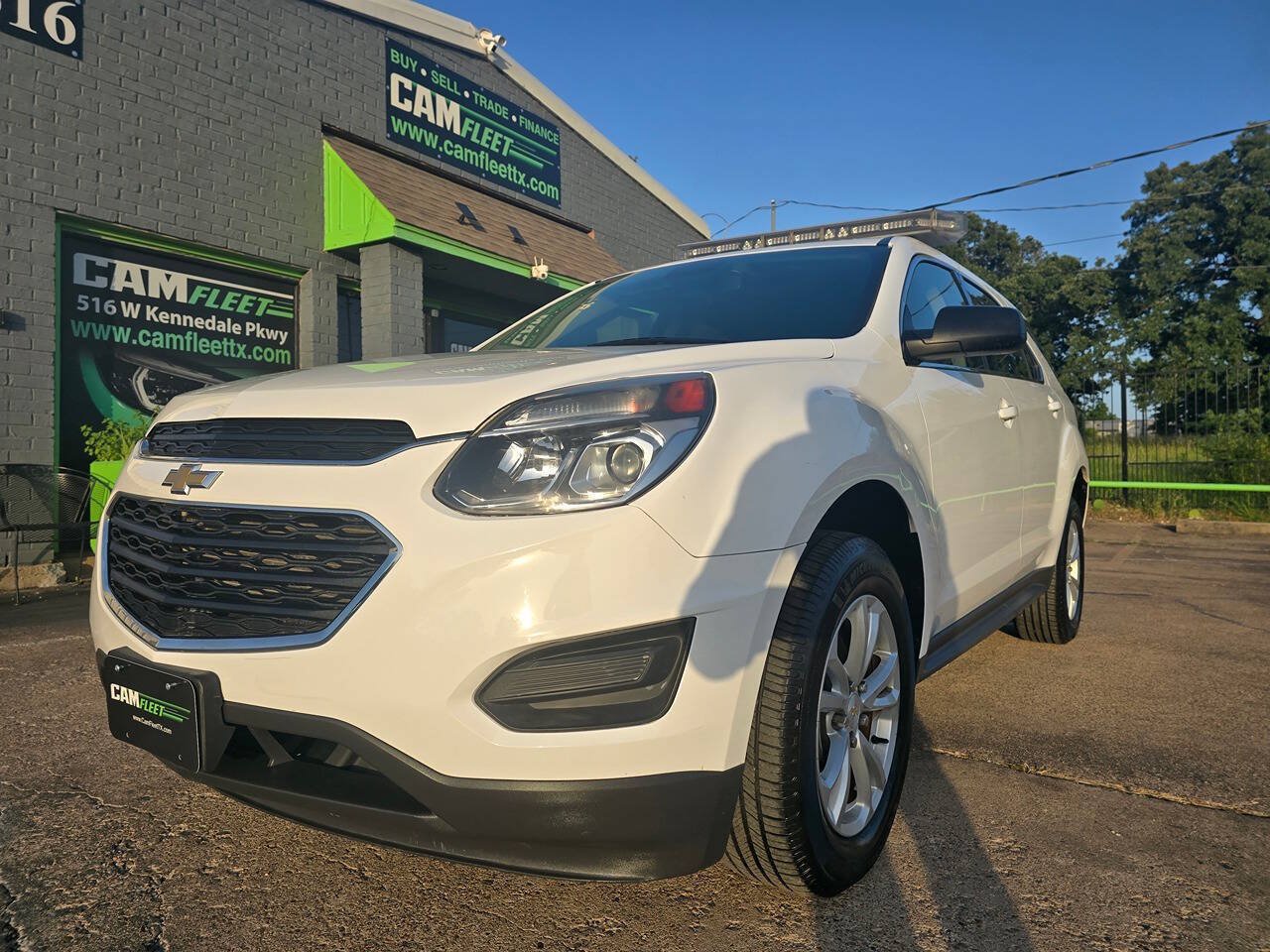 Used 2017 Chevrolet Equinox LS AWD/4WD image 3