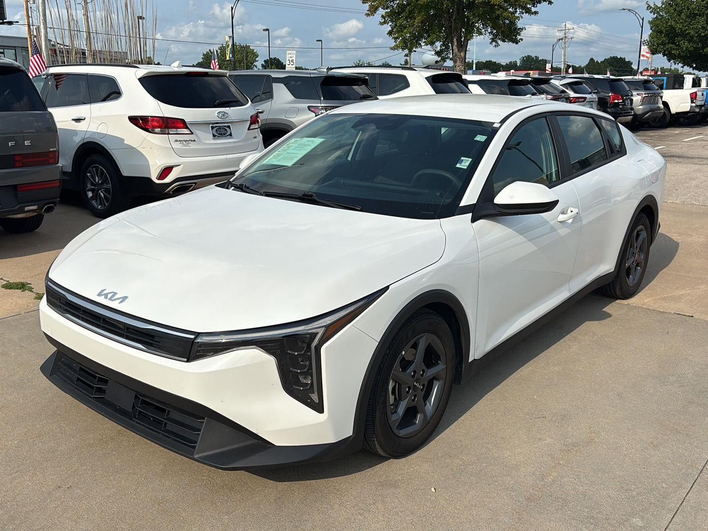 Used 2025 Kia K4 FWD image 3