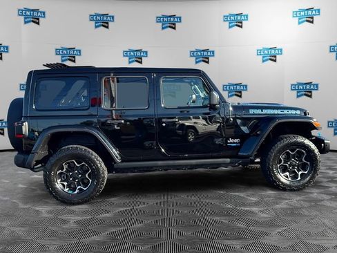 Certified 2022 Jeep Wrangler Unlimited Rubicon 4xe w/ Steel Bumper Group image 7