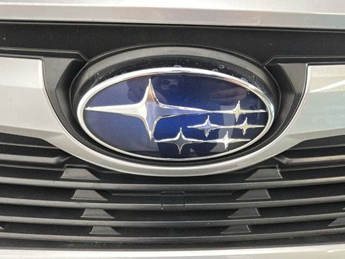 Used 2019 Subaru Forester Premium AWD/4WD image 8
