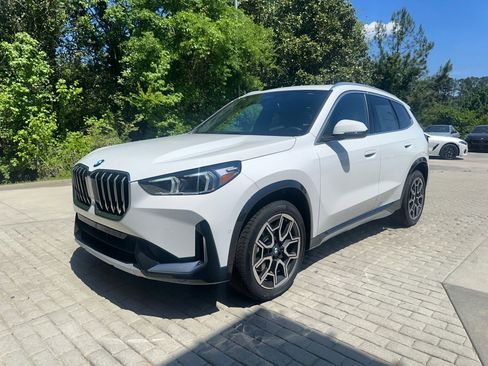 New 2026 BMW X1 xDrive28i w/ Convenience Package AWD/4WD image 4