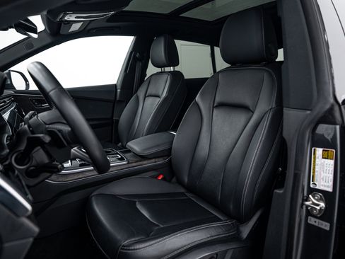 Used 2020 Audi Q8 Premium Plus w/ Premium Plus Package image 15