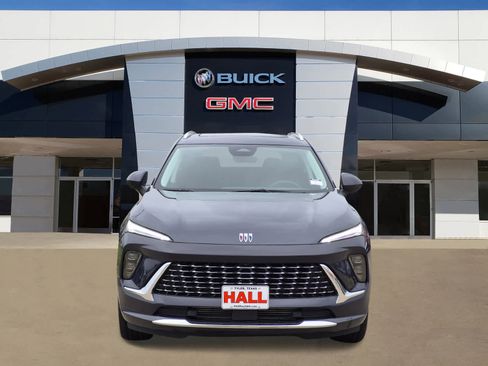 New 2026 Buick Envision Avenir image 2