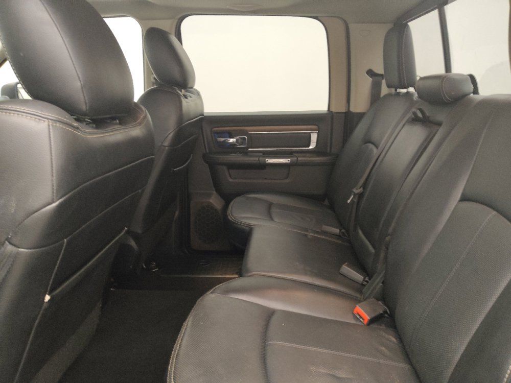 Used 2018 RAM 1500 Laramie AWD/4WD image 18