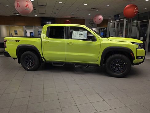 New 2026 Nissan Frontier PRO-4X w/ Pro-4x Convenience Package image 5