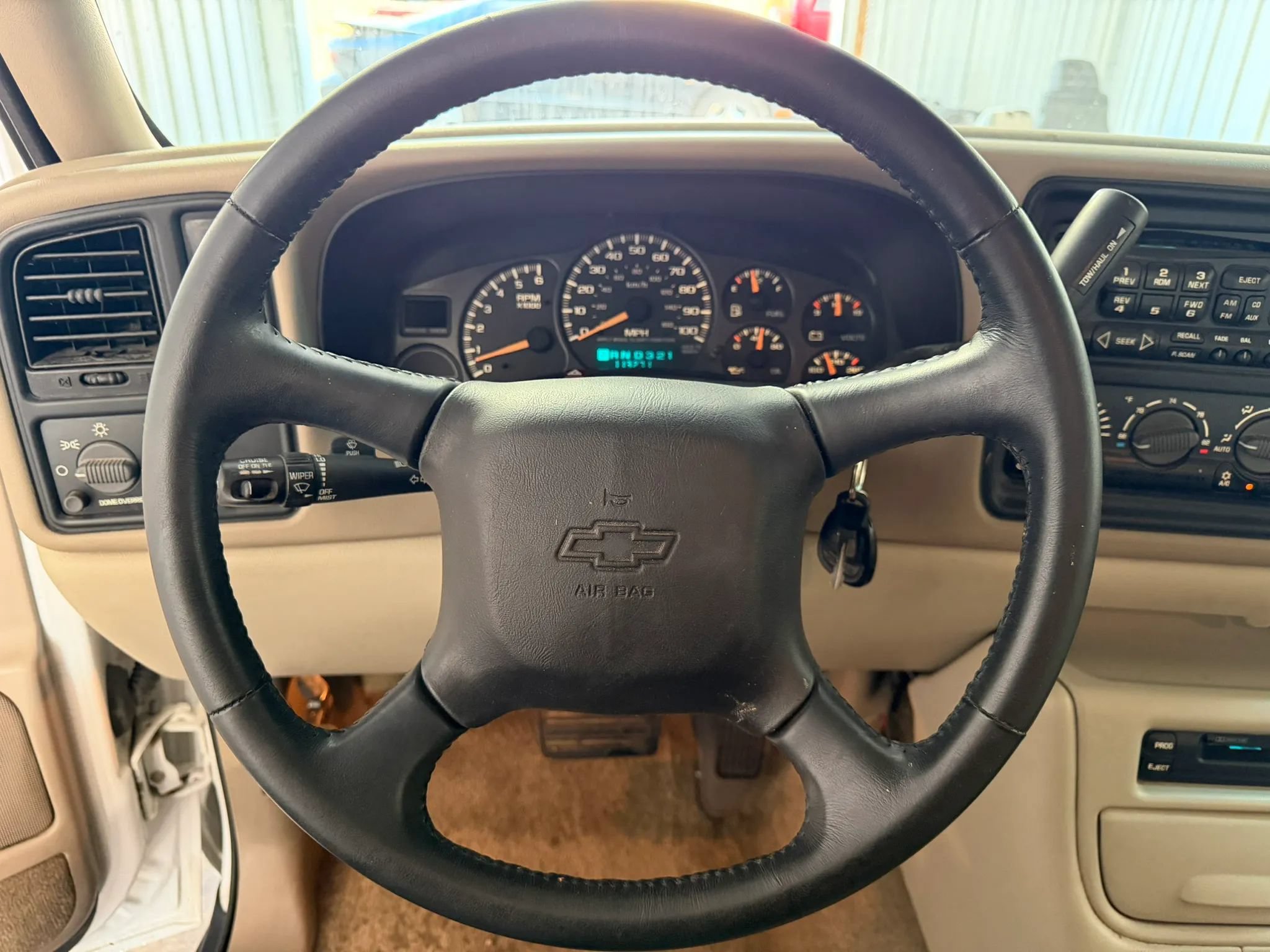 Used 2002 Chevrolet Tahoe LT RWD image 30