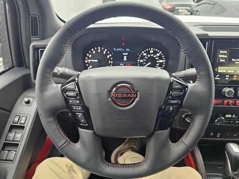 New 2026 Nissan Frontier PRO-4X w/ Pro-4x Convenience Package image 21