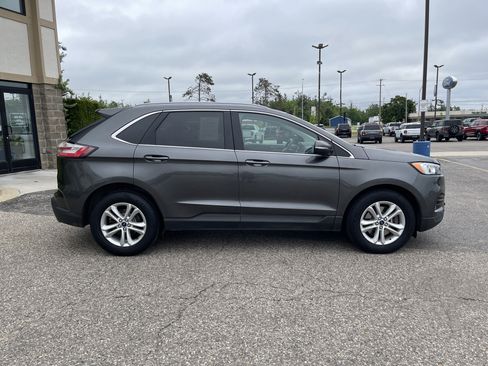 Used 2020 Ford Edge SEL w/ Convenience Package AWD/4WD image 2