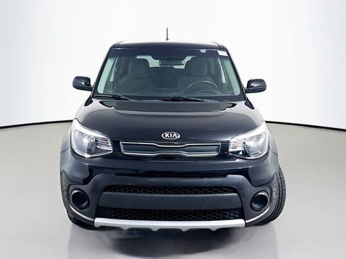 Used 2017 Kia Soul w/ Convenience Package FWD image 2