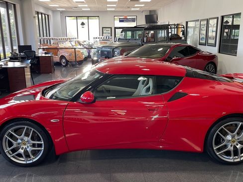 Used 2010 Lotus Evora image 2