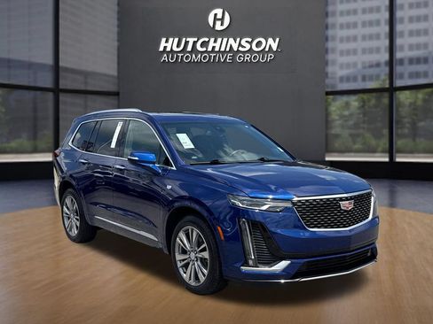 Certified 2025 Cadillac XT6 Premium Luxury FWD image 1