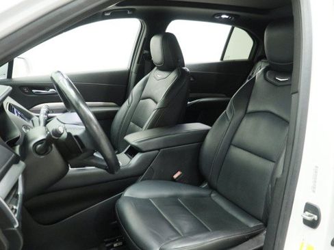 Used 2020 Cadillac XT4 Premium Luxury FWD image 8