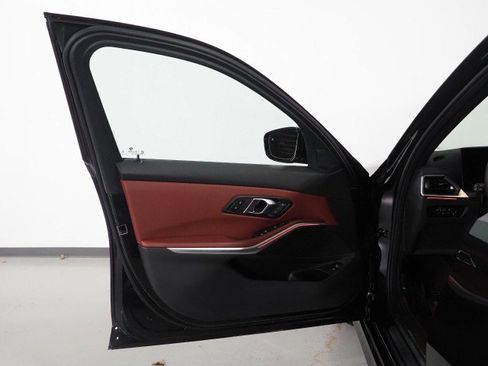 Used 2024 BMW 330i Sedan w/ Convenience Package image 58