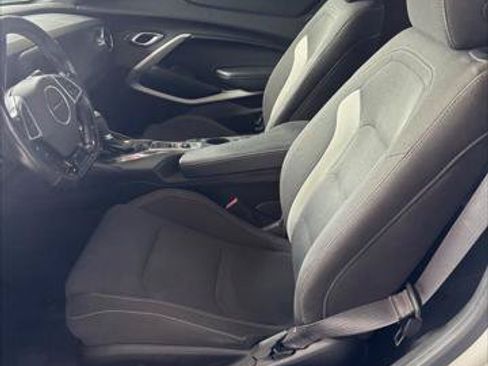 Used 2019 Chevrolet Camaro LT RWD image 18