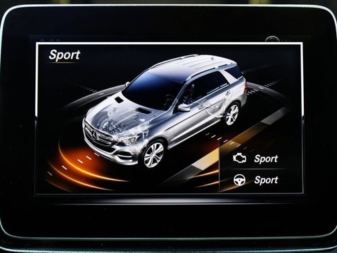 Used 2018 Mercedes-Benz GLE 350 4MATIC image 27
