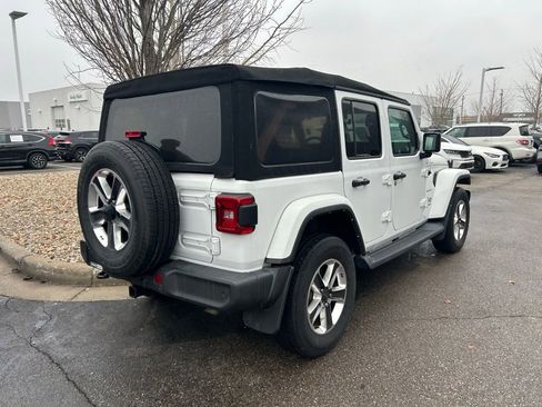 Used 2021 Jeep Wrangler Unlimited Sahara image 3