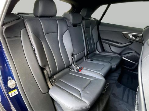Used 2021 Audi Q8 Premium Plus w/ Premium Plus Package AWD/4WD image 18