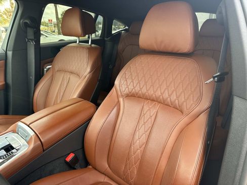 Used 2023 BMW X6 xDrive40i w/ M Sport Package image 21