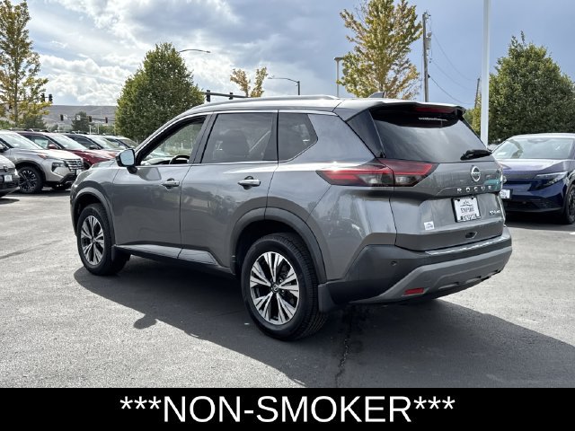 Used 2021 Nissan Rogue SV w/ Premium Package AWD/4WD image 6