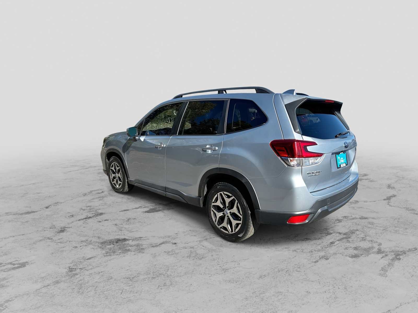 Used 2019 Subaru Forester Premium AWD/4WD image 6